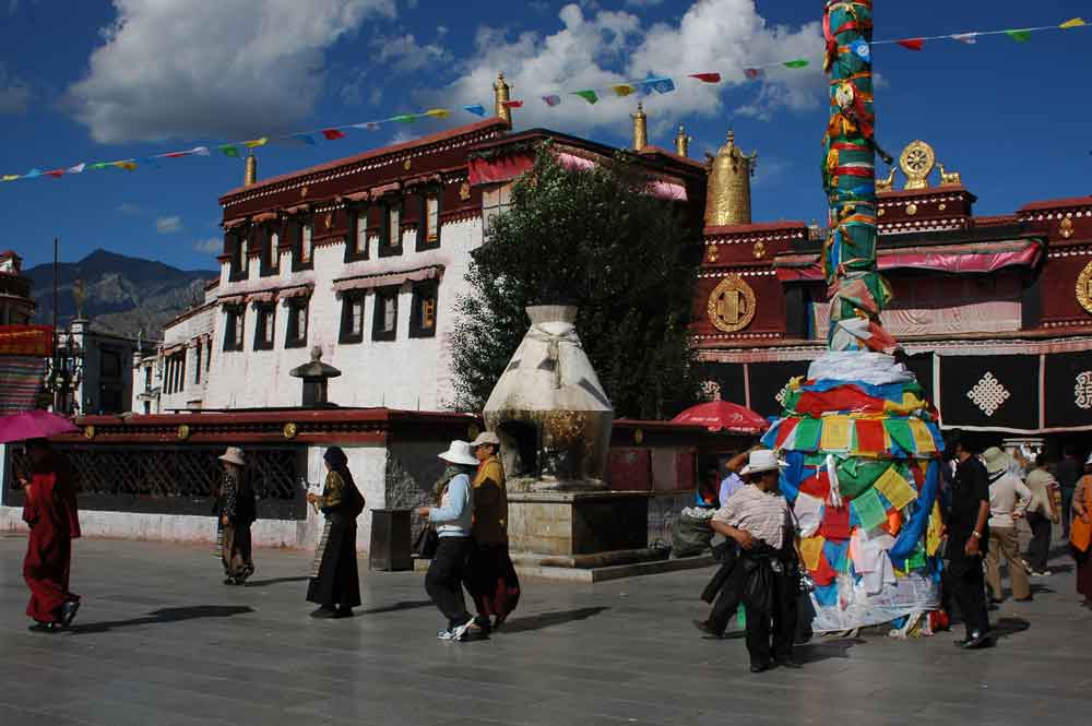 26 - Tibet - Lhasa, templo de Jokhang